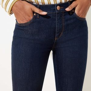 NWOT LOFT dark wash legging, gold stitching